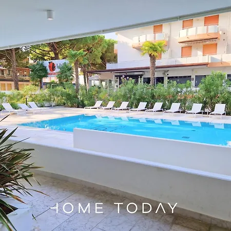 Ht - Luxury At Palm Apartment